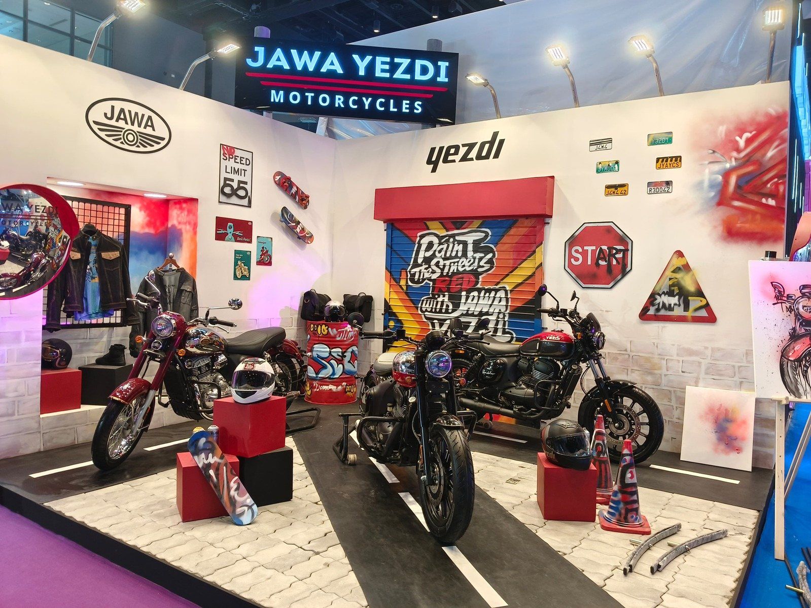 Jawa Yezdi showroom mural, Mumbai